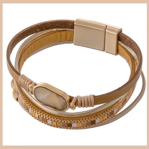 Multi Strand Faux Leather Magnetic Closure NWT - Picture 6 of 7